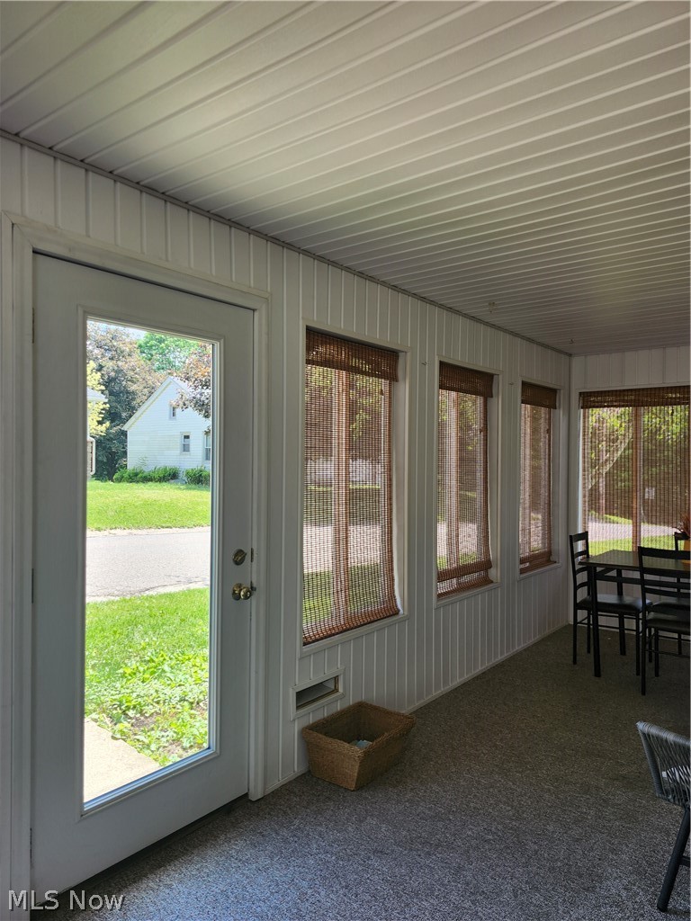 674 Monroe Street, Millersburg, OH - Photo 4