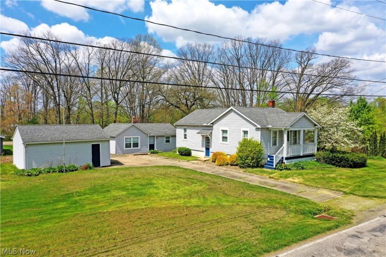 406 McDonald Avenue, McDonald, OH - Photo 2