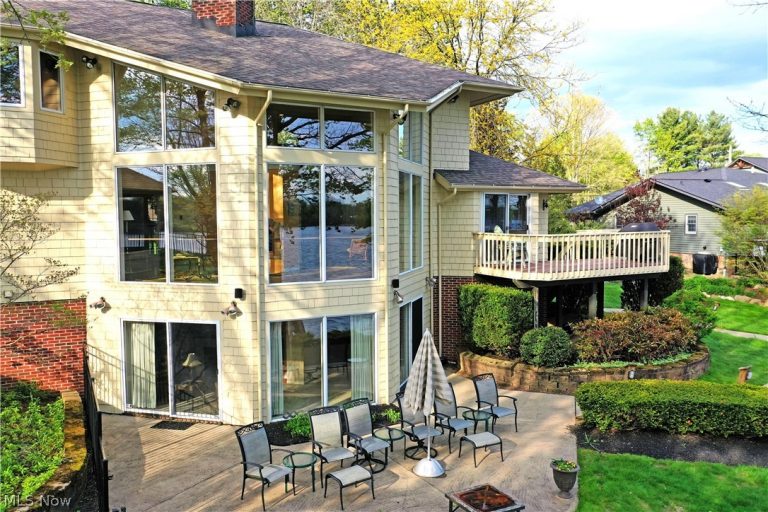 1551 Lake Crest Drive, Roaming Shores, OH - Photo 4