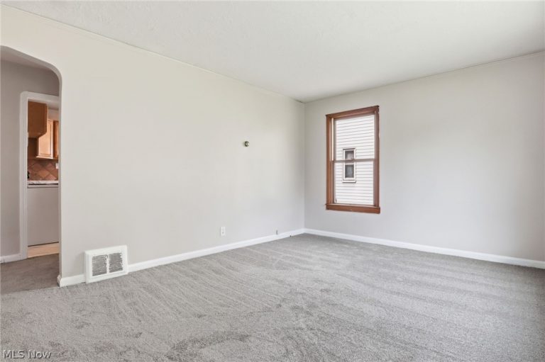 4538 Telhurst Road, South Euclid, OH - Photo 5