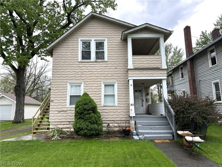 93 5th Avenue, Berea, OH, 44017