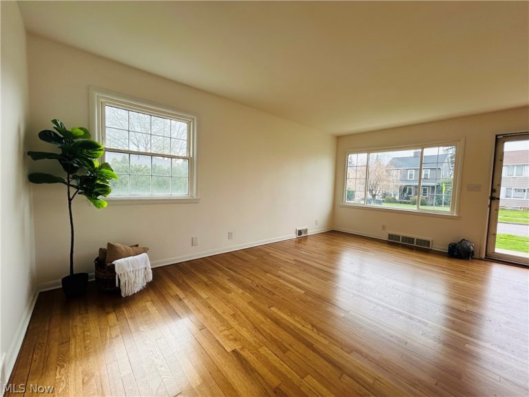 25 Hayes Avenue, Cuyahoga Falls, OH - Photo 6