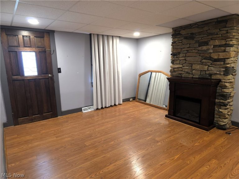 24936 Canal Street, East Rochester, OH - Photo 4