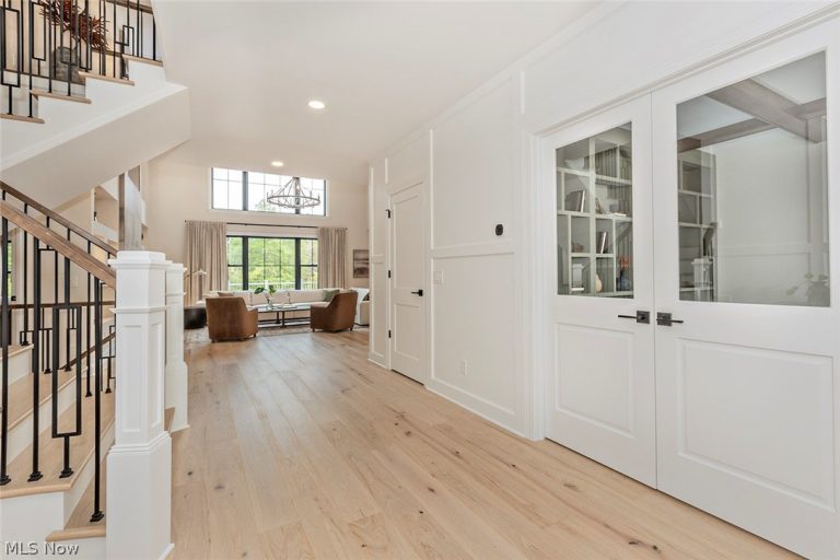 3376 Kersdale Road, Pepper Pike, OH - Photo 4