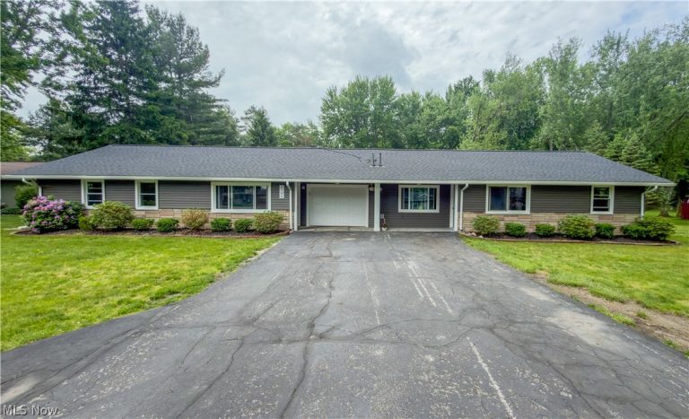 8796 Evergreen Drive, Mentor, OH, 44060