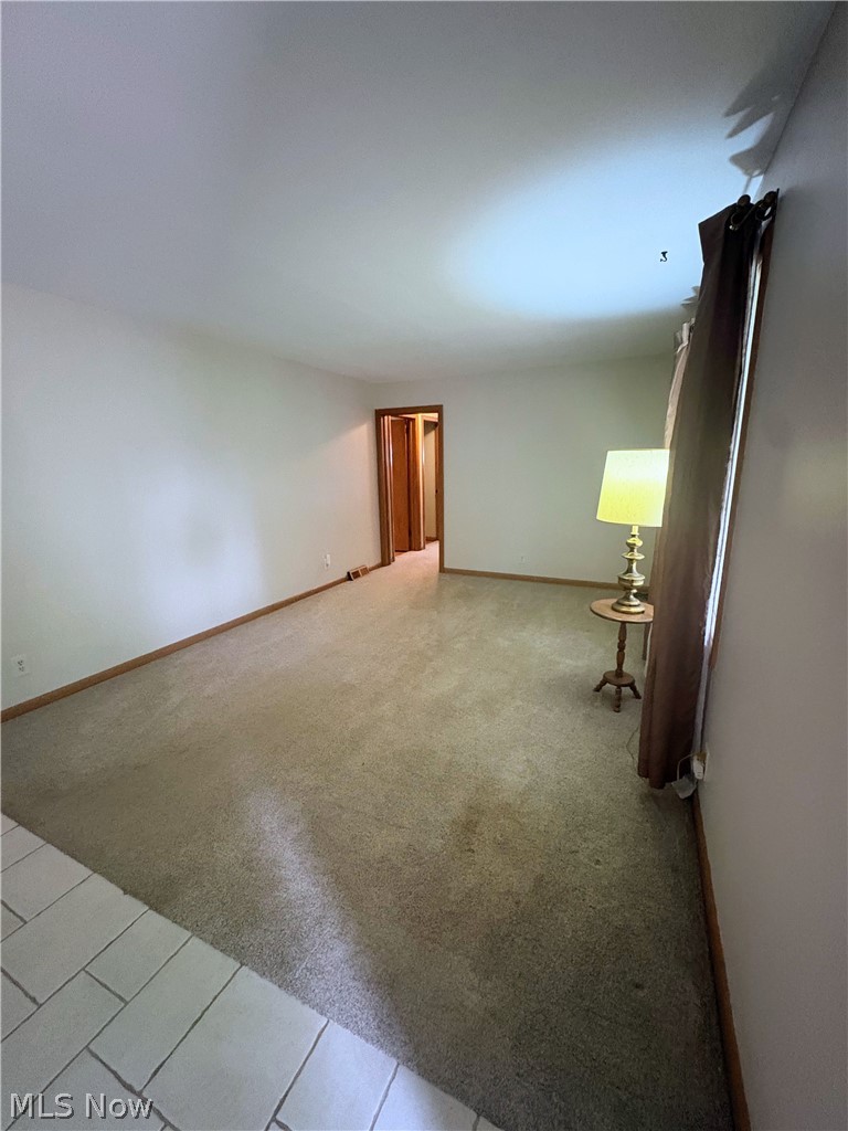 4439 Aspen Drive, Austintown, OH - Photo 8