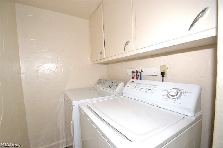 450 Allyn Street, Akron, OH - Photo 6
