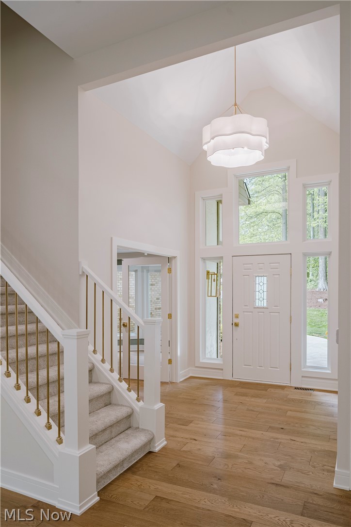 11251 Lake Forest Drive, Chesterland, OH - Photo 8