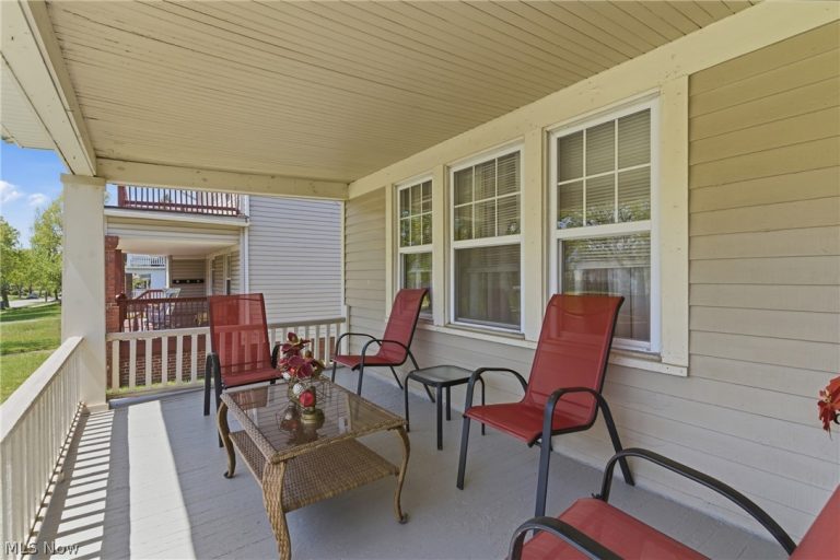 3333 Desota Avenue, Cleveland Heights, OH - Photo 5