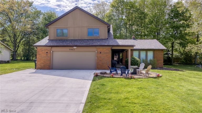 5062 Lansdowne Drive, Solon, OH - Photo 6