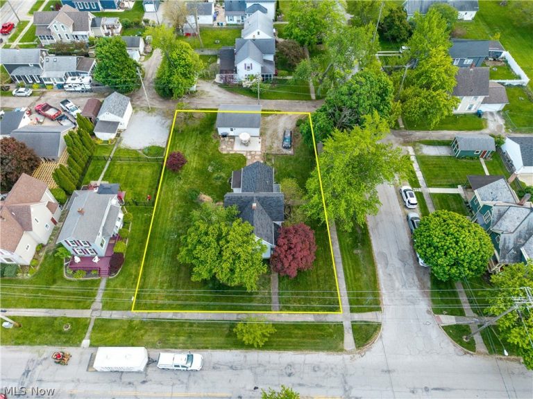 5459 South Street, Vermilion, OH - Photo 5