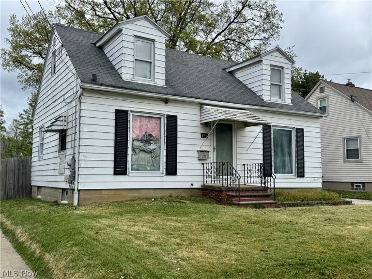 871 Firestone Boulevard, Akron, OH - Photo 2