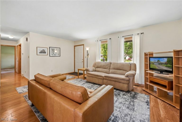 1752 Ansley Way, Salem, OH - Photo 4