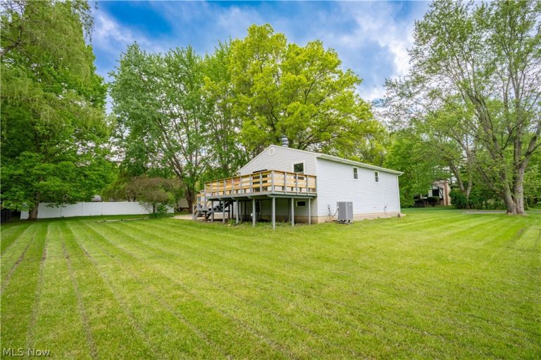6518 Lorraine Avenue, Massillon, OH - Photo 3