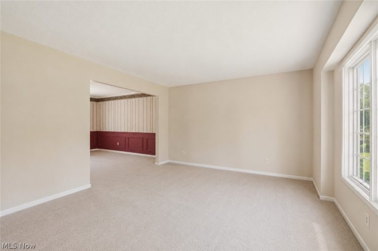 1295 Shady Lakes Drive, Kent, OH - Photo 8