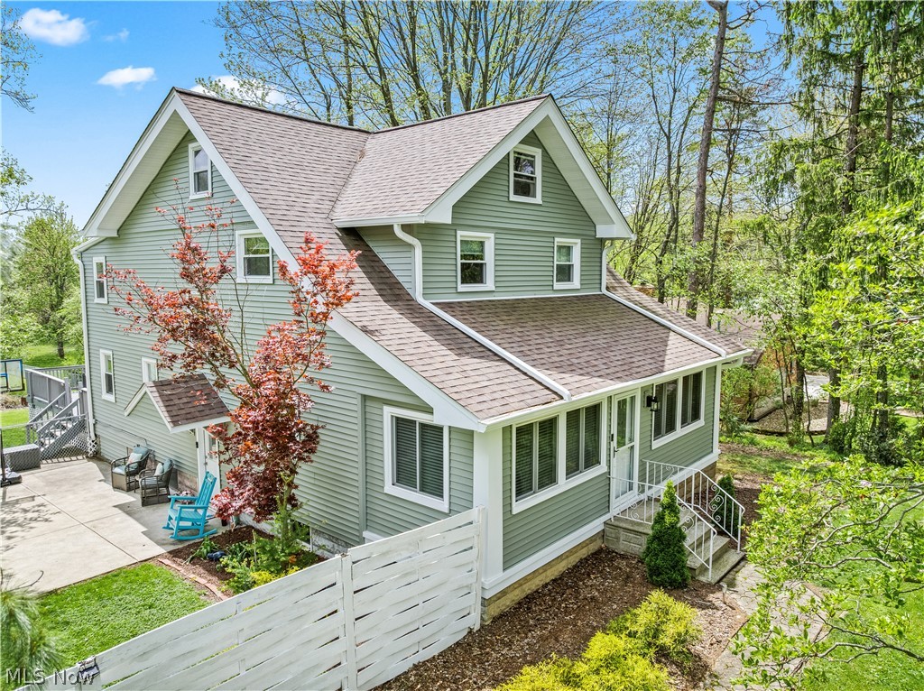 2136 Sprague Road, Broadview Heights, OH