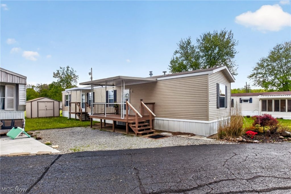 9525 Woodworth Road #A19, North Lima, OH
