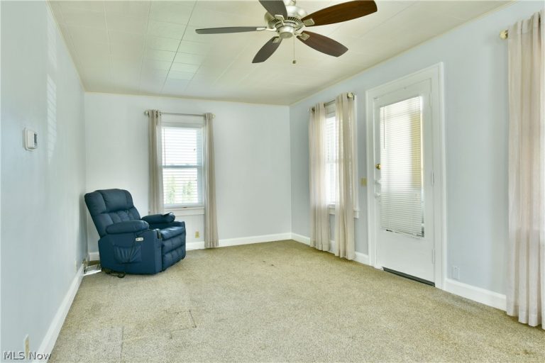 406 McDonald Avenue, McDonald, OH - Photo 6