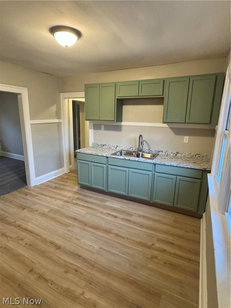 12709 Dove Avenue, Cleveland, OH - Photo 5