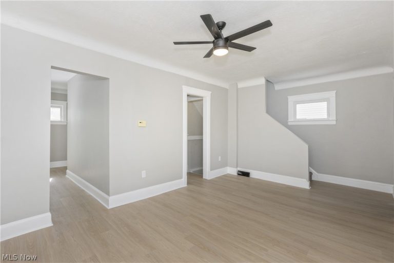 3263 134th Street, Cleveland, OH - Photo 8