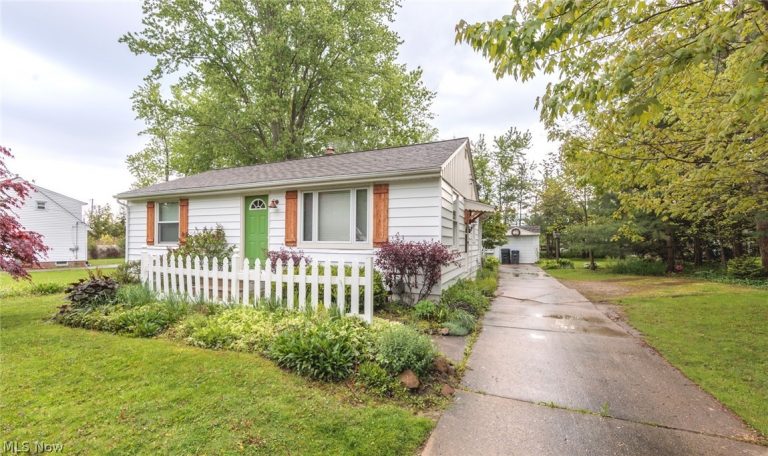 7381 Portage Street, Solon, OH, 44139