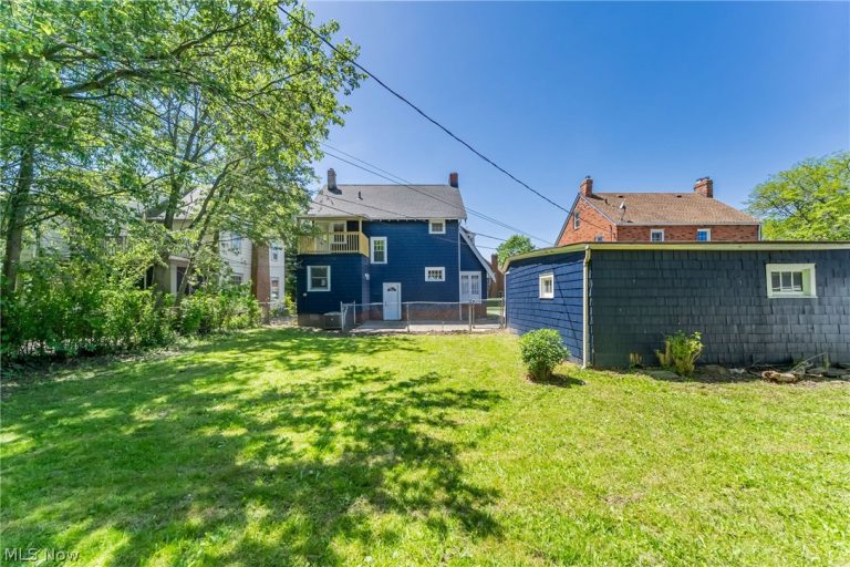 1893 Janette Avenue, Cleveland Heights, OH - Photo 6