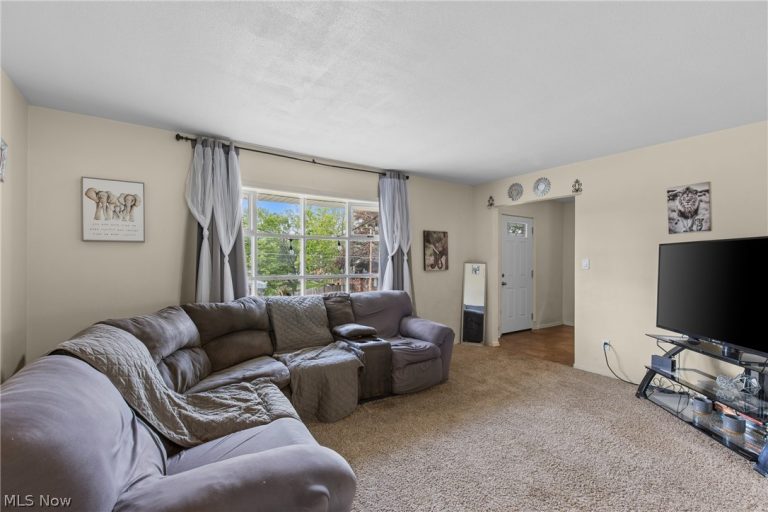 324 Thomas Street, Wintersville, OH - Photo 8