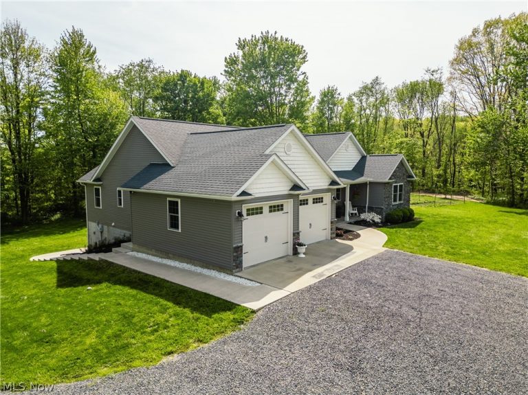 5700 Amber Road, Dundee, OH - Photo 3