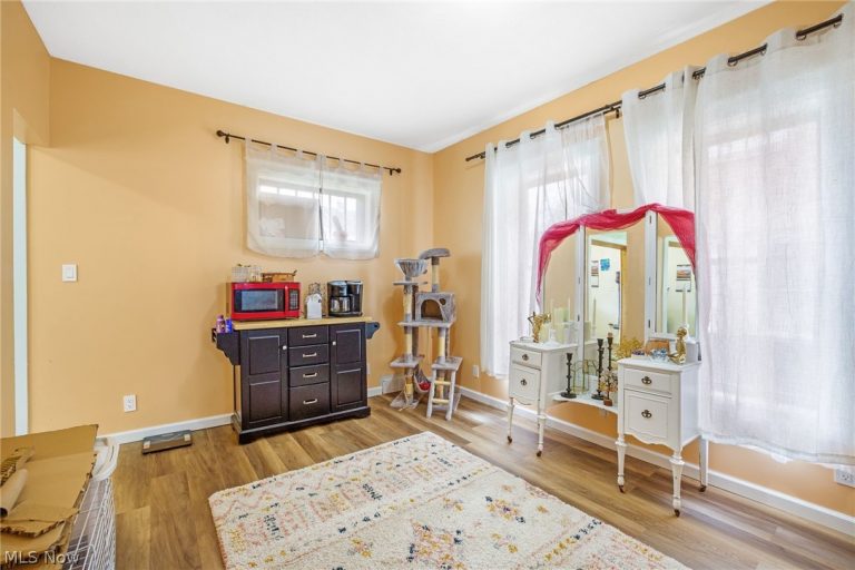 110 Iron Avenue, Dover, OH - Photo 8