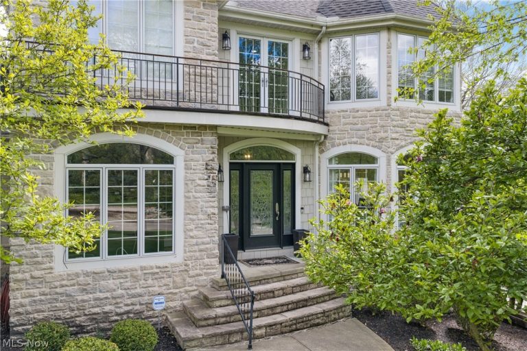 12683 Tall Timber Circle, North Royalton, OH - Photo 6