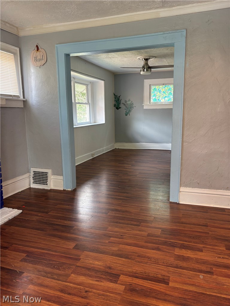 364 Ira Avenue, Akron, OH - Photo 4