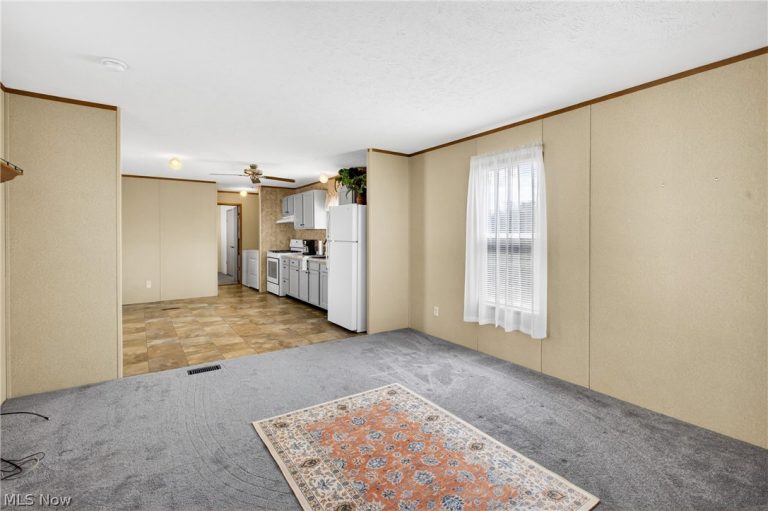 9525 Woodworth Road #A19, North Lima, OH - Photo 5