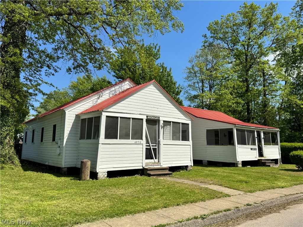 4970 & 4966 Presidential Avenue, Geneva on the Lake, OH