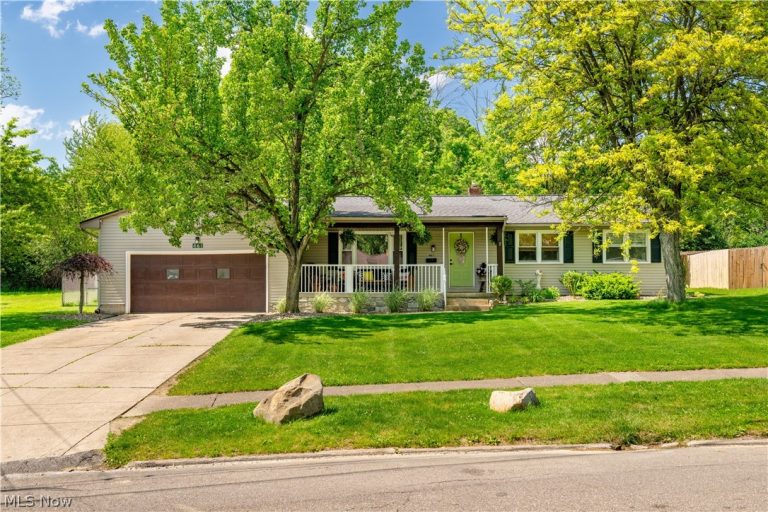 461 Oakridge Drive, Youngstown, OH, 44512