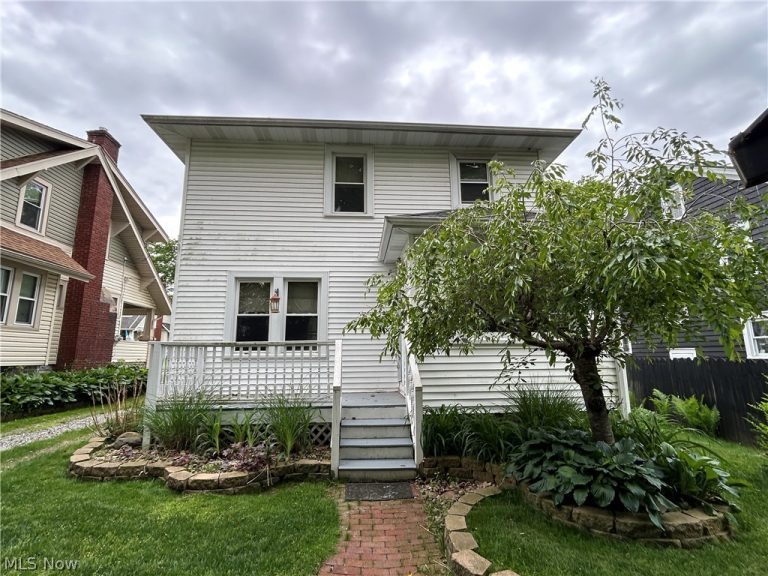 153 Burns Avenue, Akron, OH - Photo 5