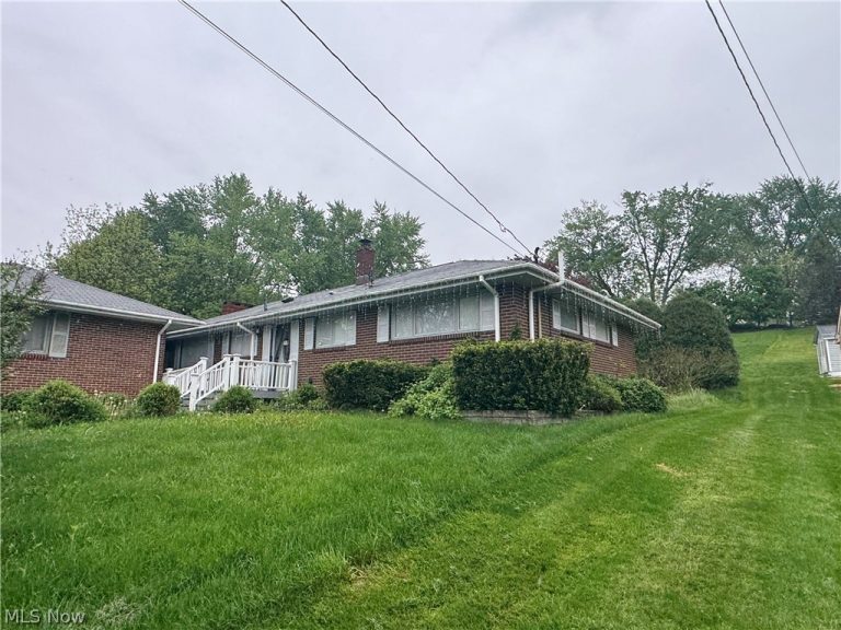 5606 Chandler Avenue, North Canton, OH, 44720