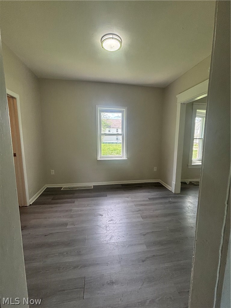 8706 Nevada Avenue, Cleveland, OH - Photo 5