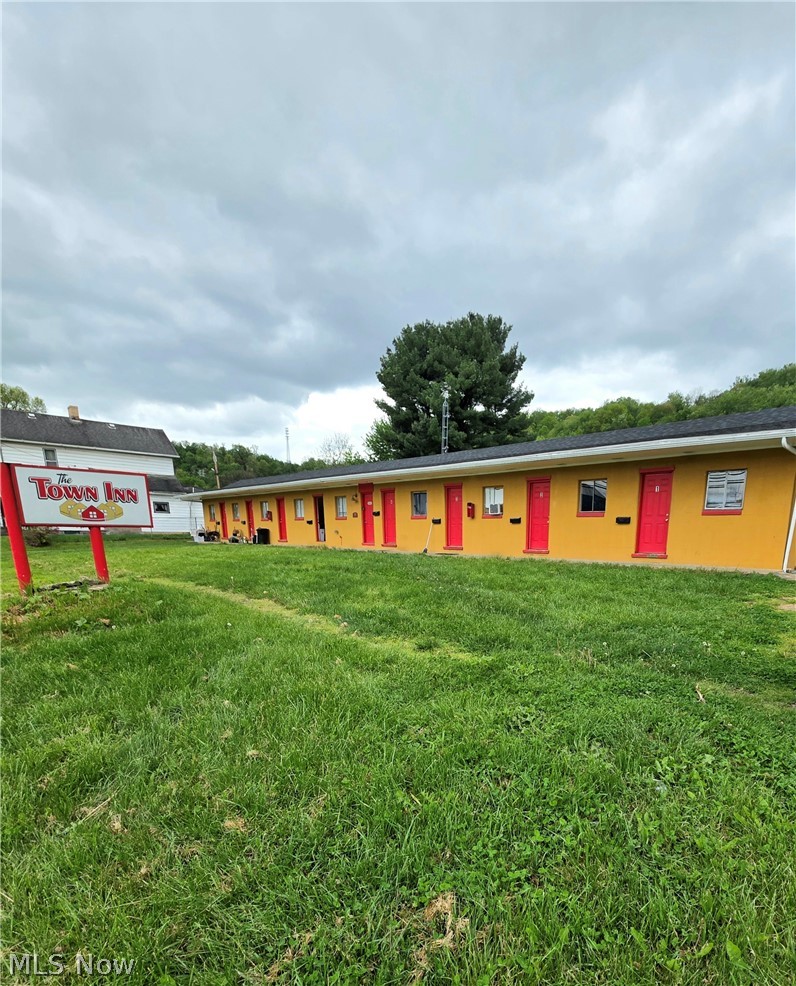1901 Clark Avenue, Wellsville, OH