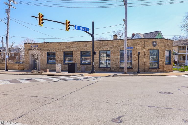 15602 Waterloo, Cleveland, OH - Photo 8