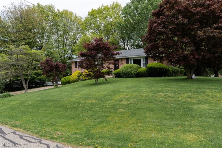 325 Faircrest Street, Canton, OH - Photo 3
