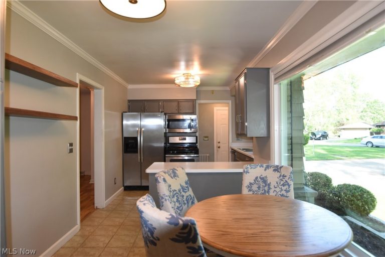 40 Gillian Lane, Boardman, OH - Photo 4