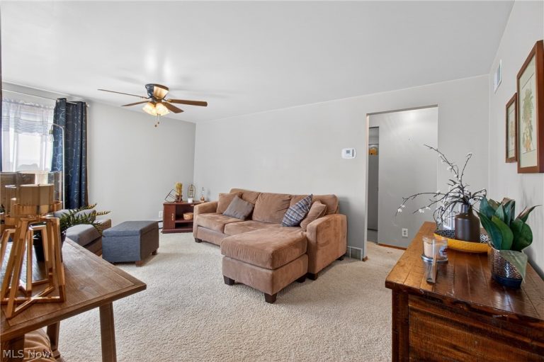 1208 39th Street, Canton, OH - Photo 3