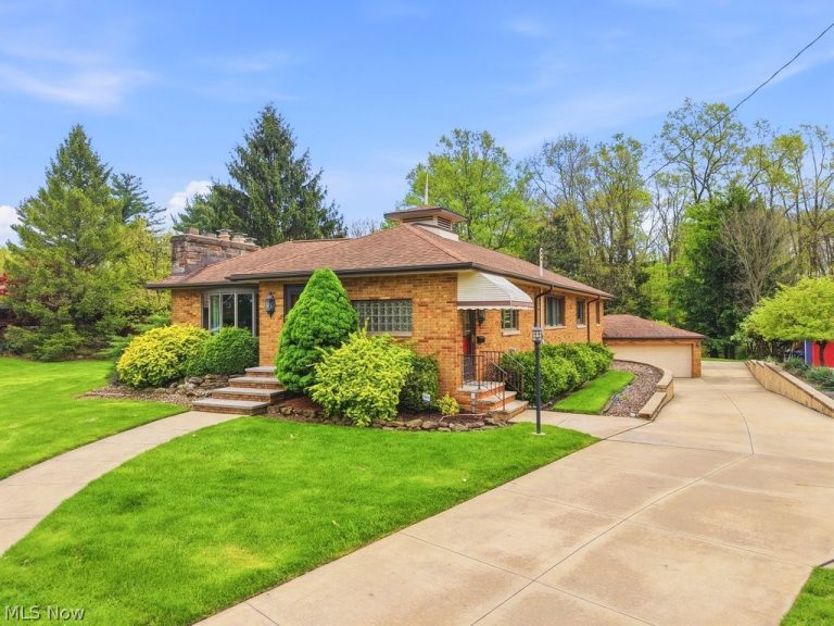 1463 Royalwood Road, Broadview Heights, OH - Photo 4
