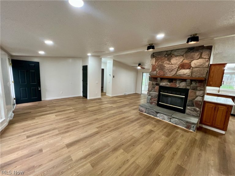 93 Fell Avenue, Northfield Village, OH - Photo 5