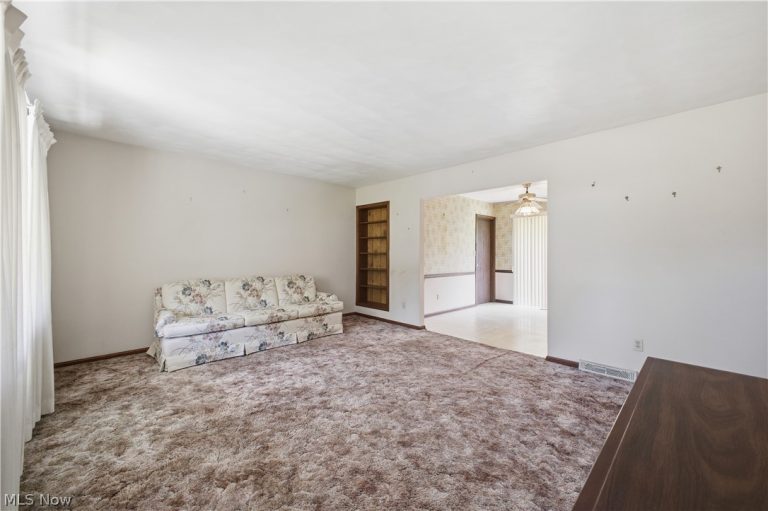 3531 Shirley Road, Youngstown, OH - Photo 4