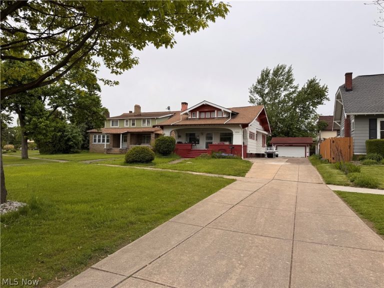 3306 West Boulevard, Cleveland, OH - Photo 6