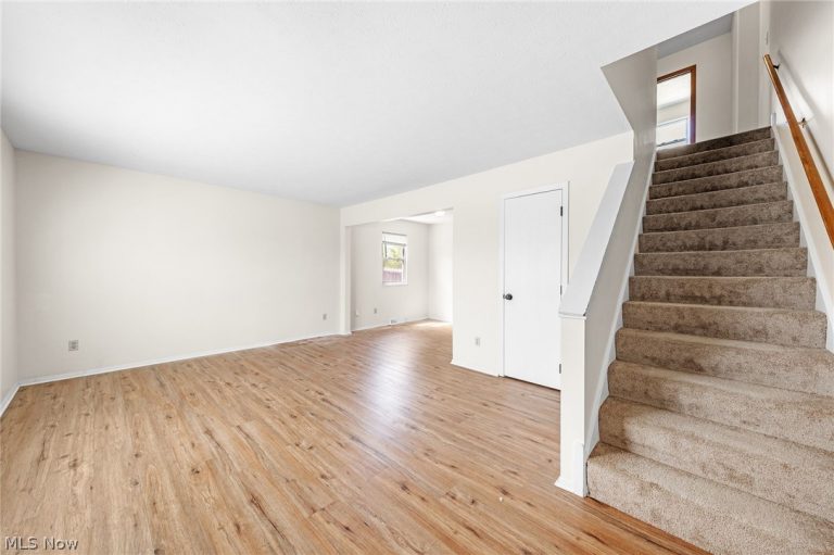 9020 Memphis Avenue, Brooklyn, OH - Photo 5