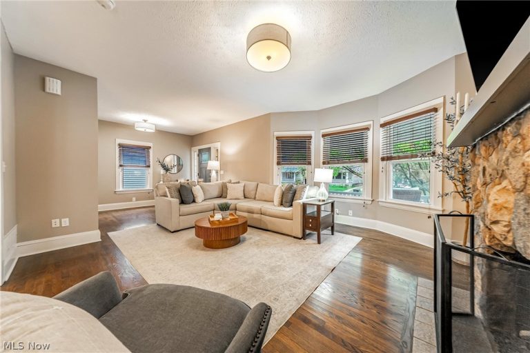 1306 Marlowe Avenue, Lakewood, OH - Photo 6