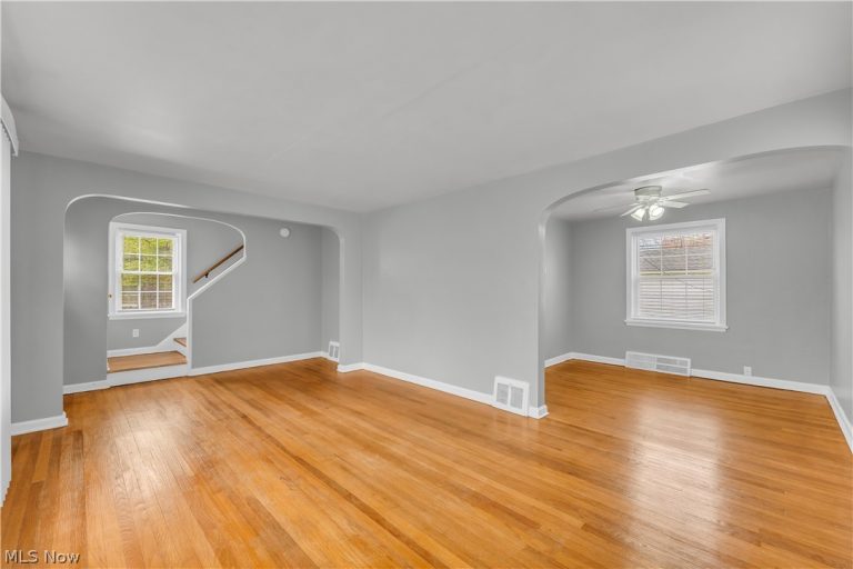 5440 Hollywood Avenue, Maple Heights, OH - Photo 5