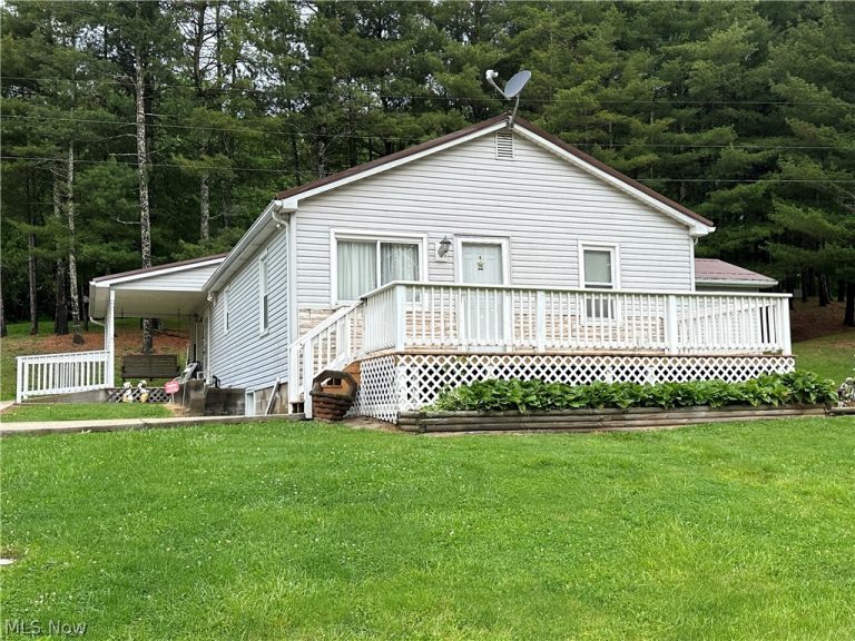 47155 Sarahsville Road, Caldwell, OH - Photo 2